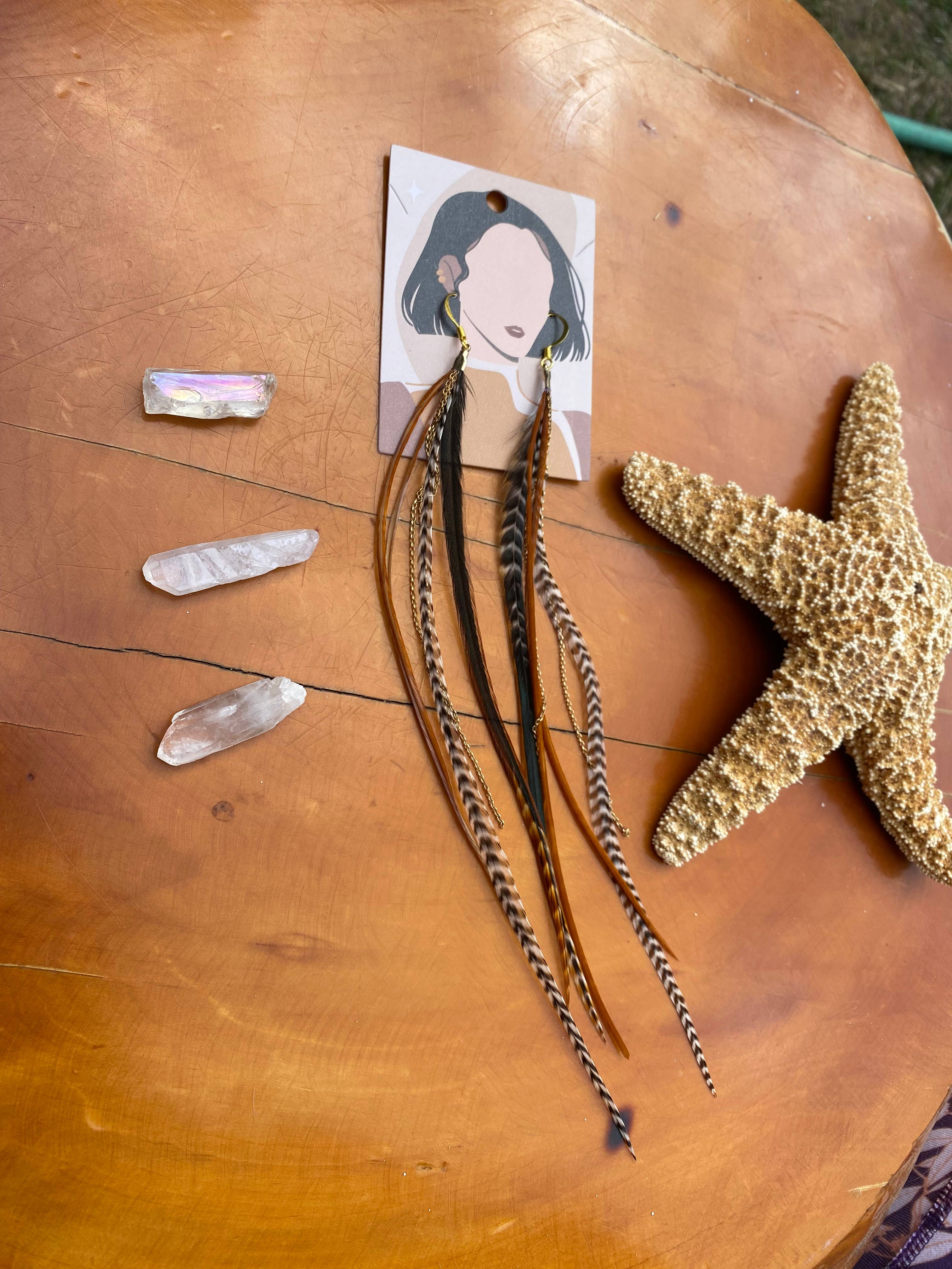 Sea Gypsy Designs - Vendita all'ingrosso Orecchini pendenti - Orecchini Piuma Spirito Libero2