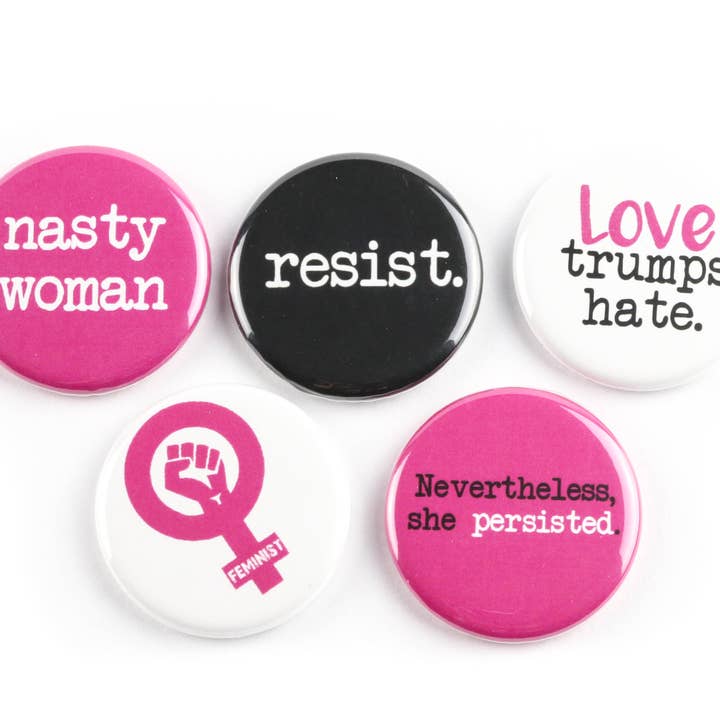 SET : Boutons ou aimants féministes Nasty Woman Pinback pour la vente par Ifs, Ands, Or Buttons