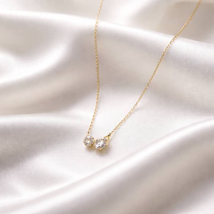 Collier Toi et Moi | Acier inoxydable plaqué or 18 carats — ne ternit pas pour la vente par Sam & Seb Co.