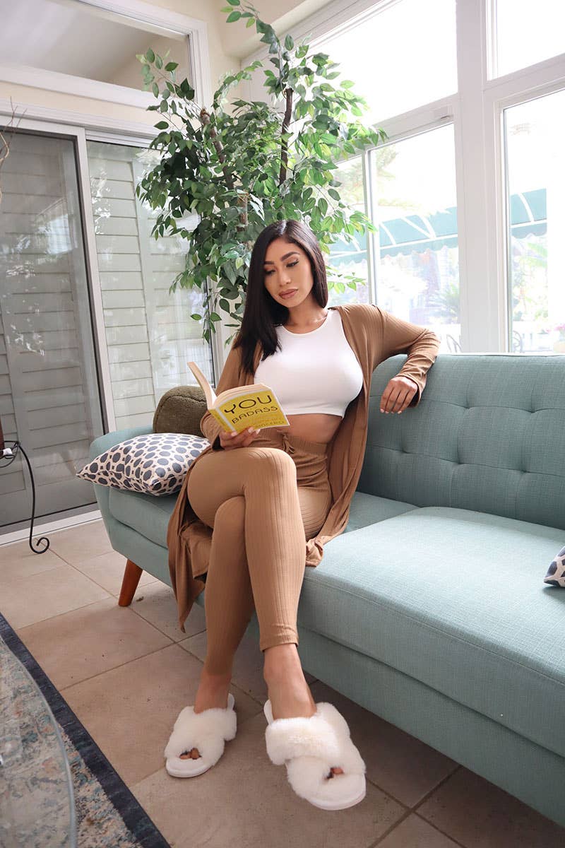 CAPELLA APPAREL – Engroshandel Top- og buksesæt (IKKE Loungewear) - Dame – Ribbet Cardigan & Leggings Sæt1