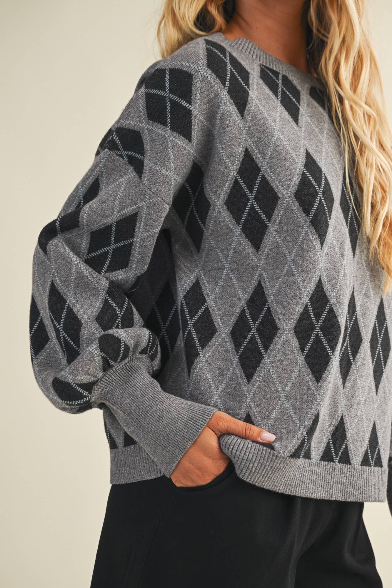 Mustard Seed - Wholesale Knit Sweater - Women's - ARGYLE PATTERN SWEATER TOP4