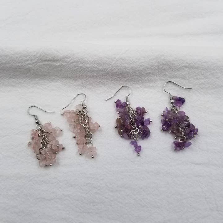 Boucles d'oreilles en grappe de cristaux naturels pour la vente par ENA Jewelry