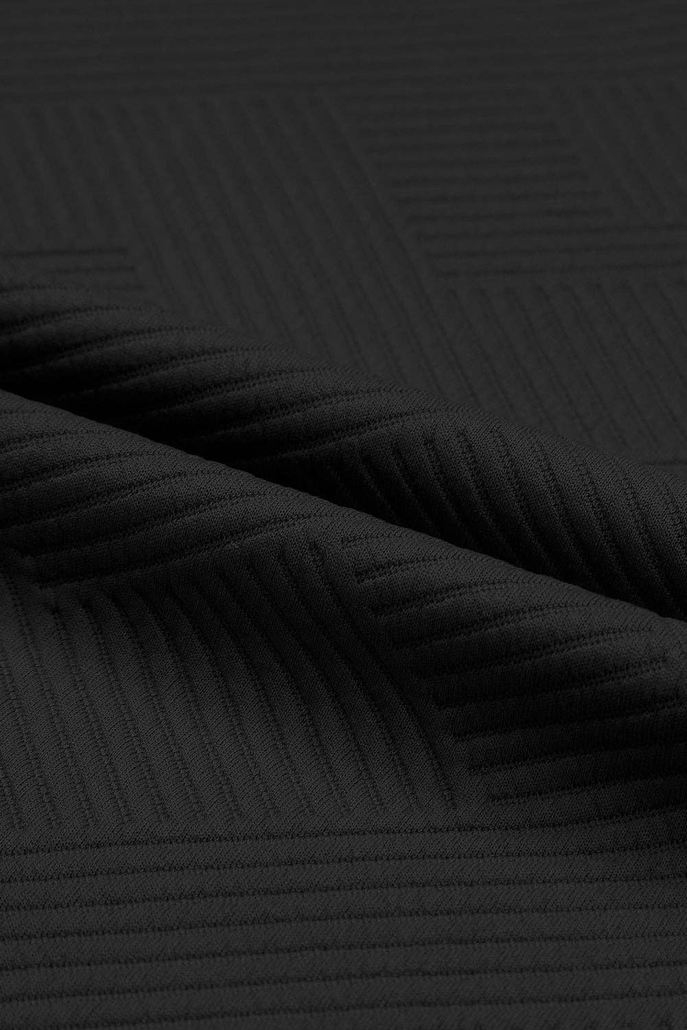 PRETTY BASH – Großhandel Loungewear-Set – Damen – Set aus unifarbenem T-Shirt mit Struktur und Hose mit Kordelzug17