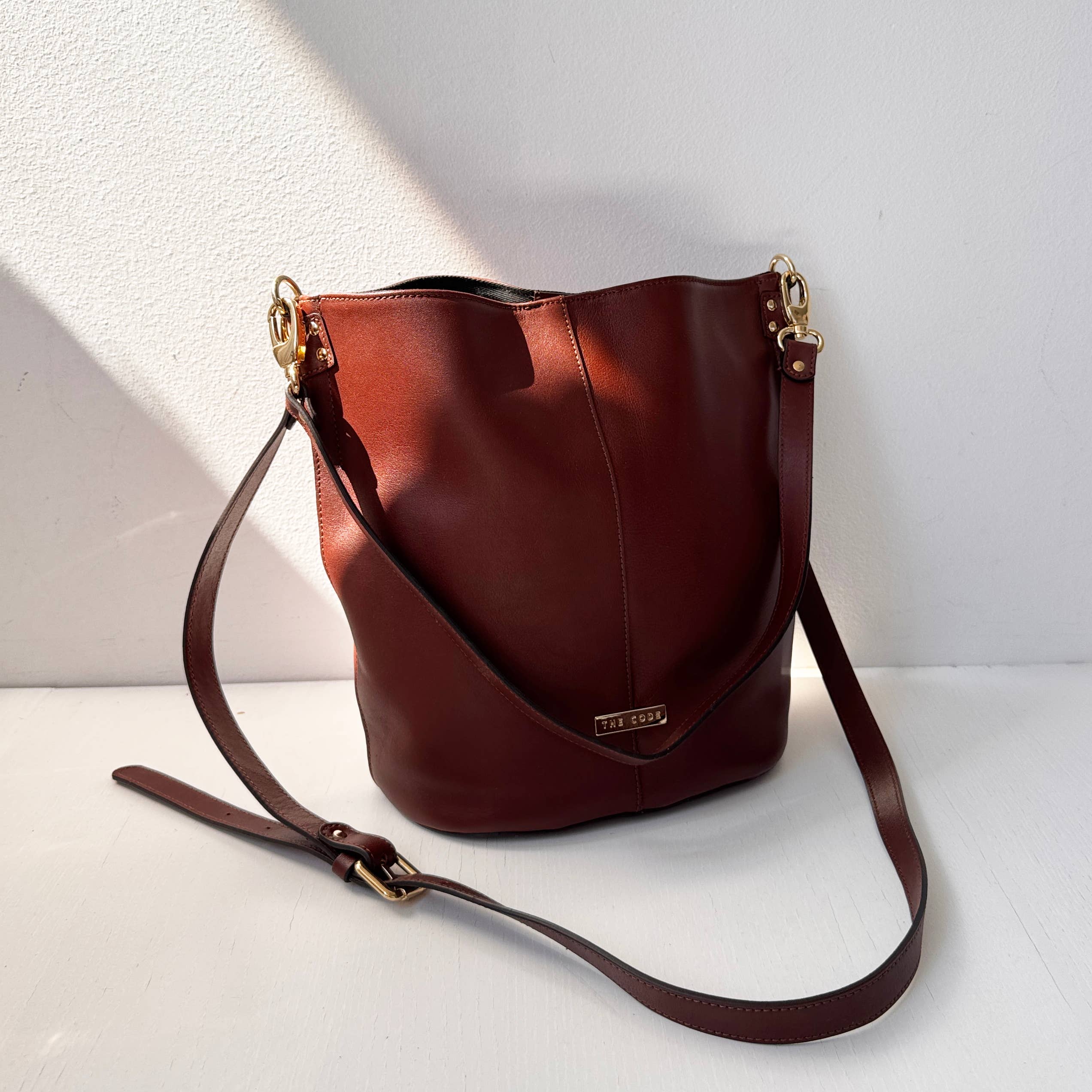 THE CODE - Wholesale Shoulder Bag - Women's - Julieta brandy leather candy box7