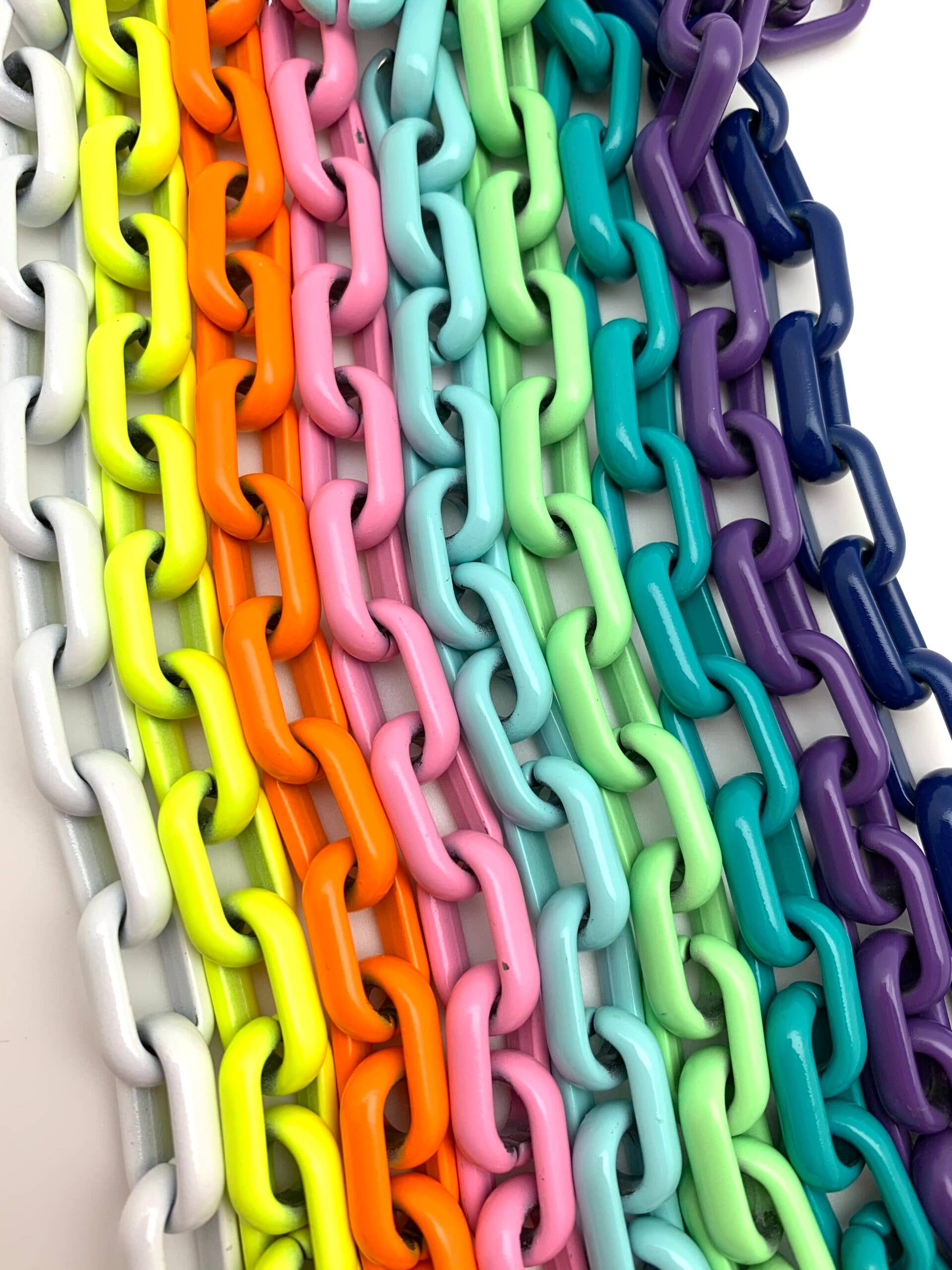 Karli Buxton - Wholesale Link & Chain Necklace - Huey Chunky Enamel Chain Necklace, Customizable Length5