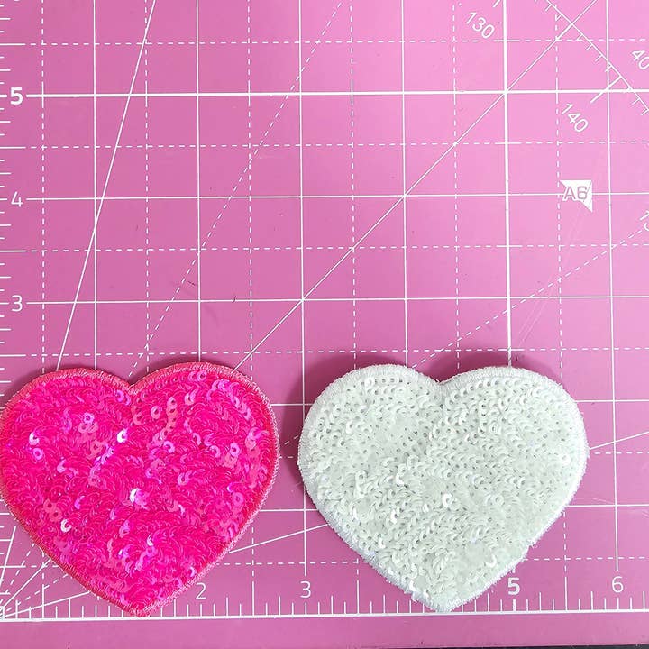 Scratch Decor - Wholesale Patch - Sequin Heart Embroidery Iron On Patch1