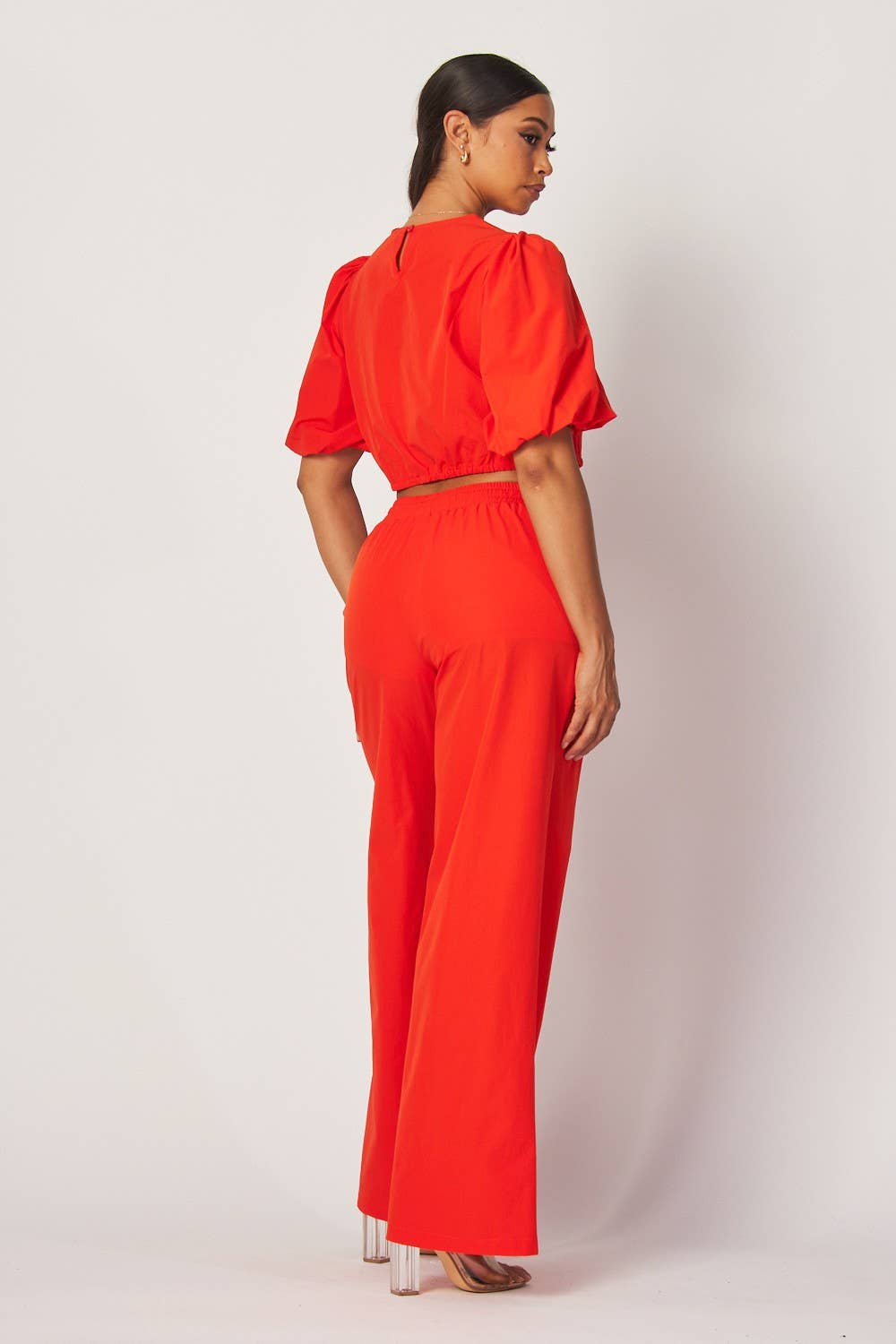 Hot & Delicious – wholesale Top & pants set (NOT Loungewear) – Women's – Tori Bubble Sleeve Crop Top & Pants Set (HDC32475)13