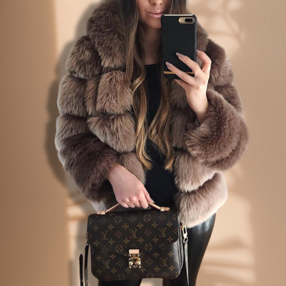 U R My Sunshine – wholesale Fur/faux fur coat – Women's – Hooded cropped faux fur coat jacket4