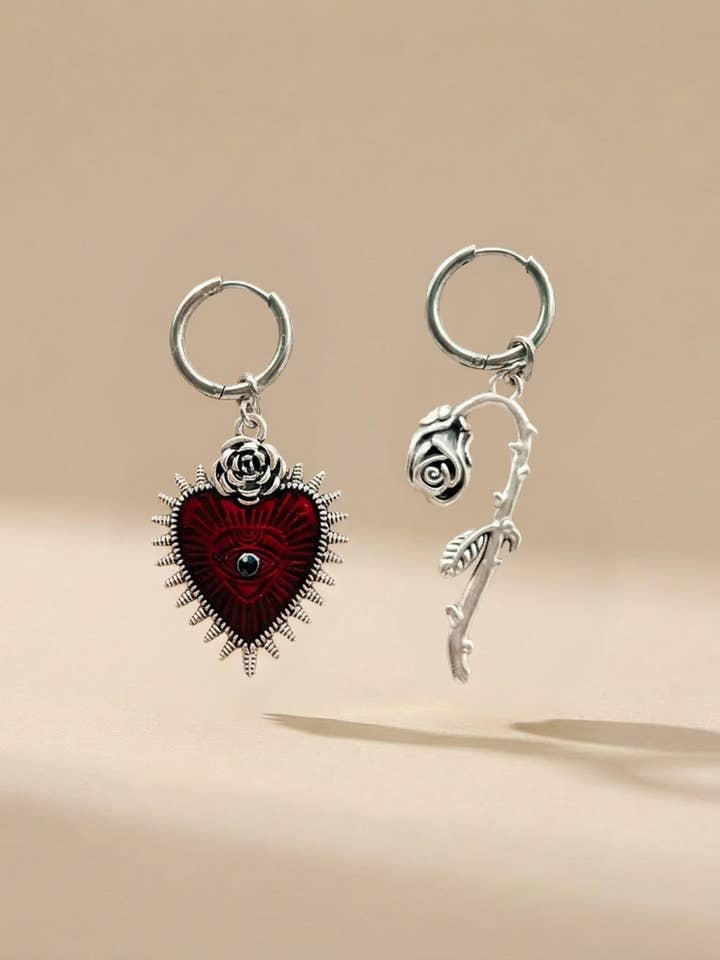 Brincos de argola pequena em prata com coração vermelho e rosa por atacado de Goupi