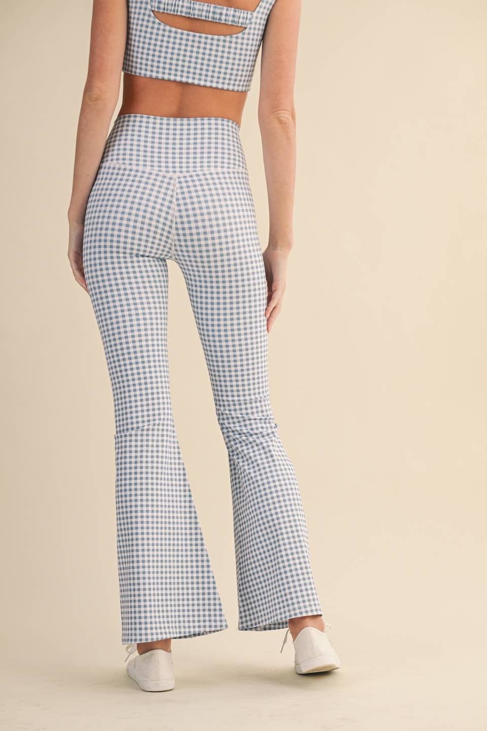 KIMBERLY C – Engroshandel Sports-/loungeleggings – til kvinder – Gingham Print Højtaljede Crossover Flare Leggings29