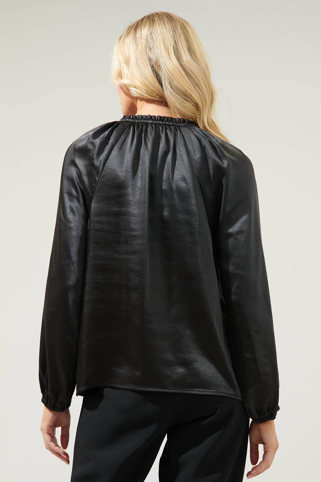 Sugarlips - Venta al por mayor Blusa - Mujer - Blusa de satén con mangas raglán Alcazar2