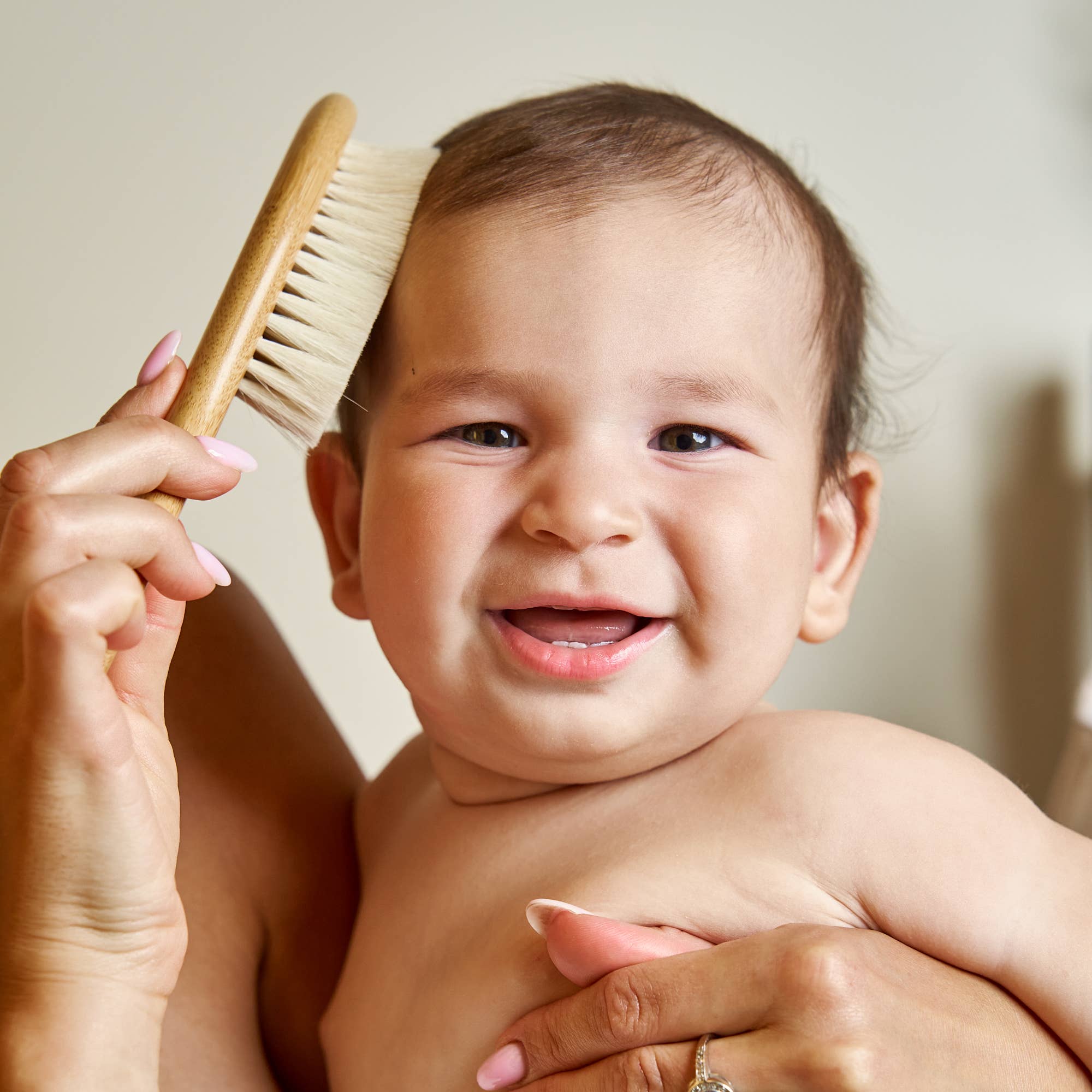 Bamboo Switch - Vente Peigne/brosse à cheveux – enfant et bébé - Brosse à cheveux pour bébé en bambou | Meilleure vente sur Faire Market5
