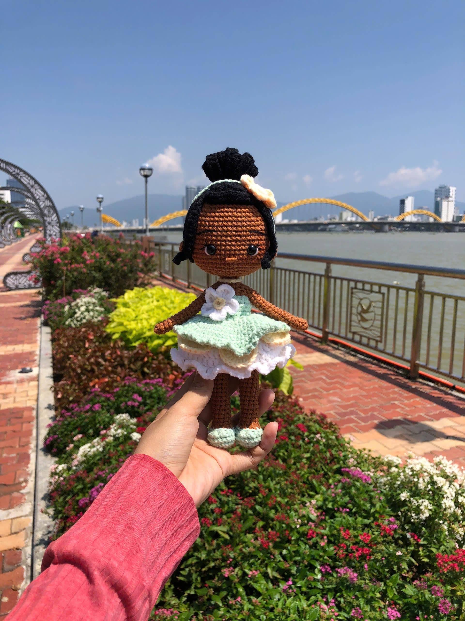 TOMOPOD LLC – wholesale Decorative tabletop object – Princess Crochet Doll, Princess Amigurumi, Cute Girly Gift4