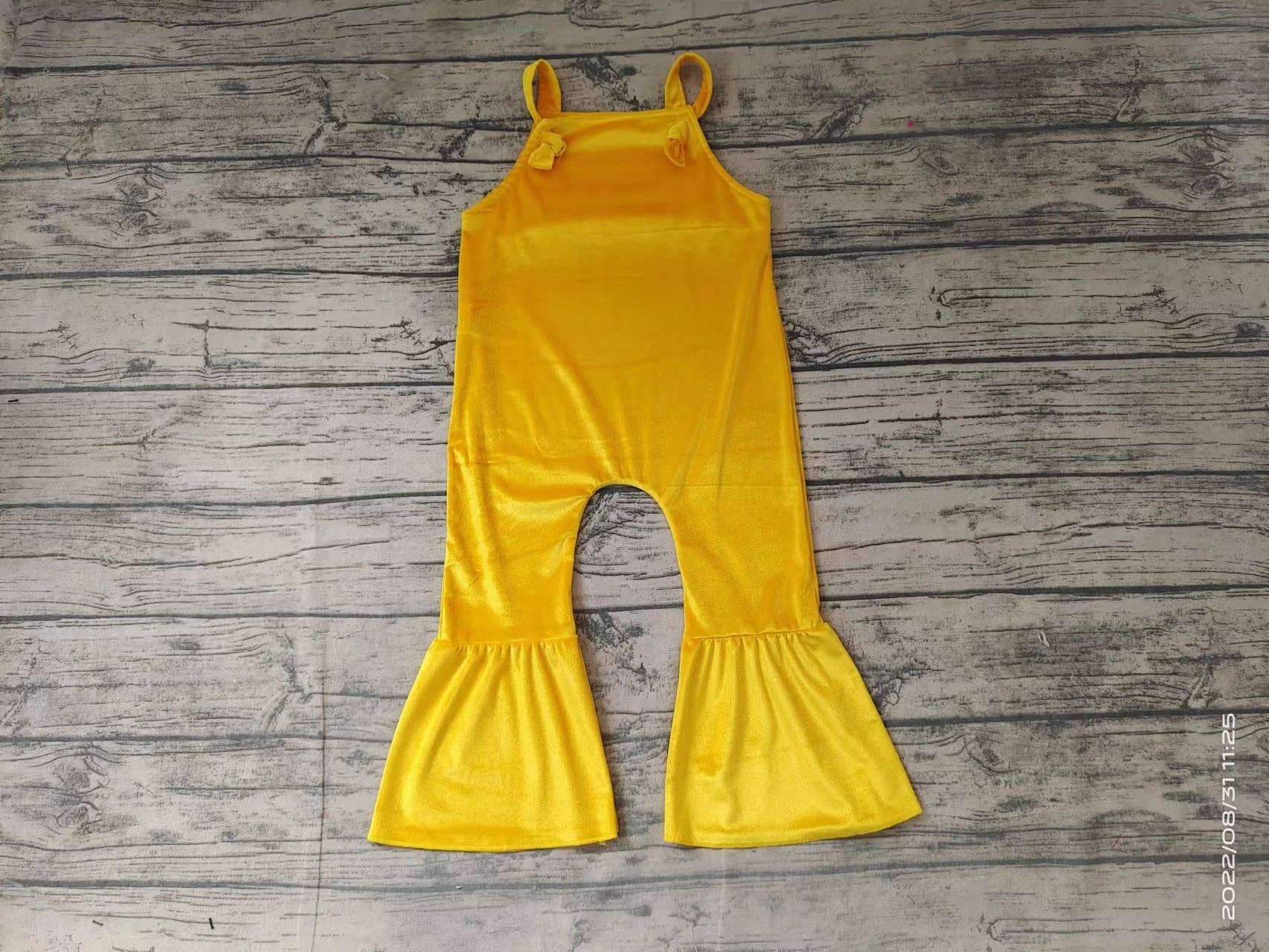 Aier Wholesale - Wholesale Jumpsuit - Baby - Baby Girls Velvet Strap Jumpsuits Overalls1