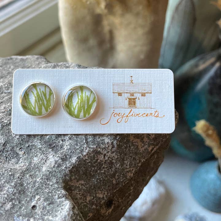 joeyfivecents – Brincos de pino por atacado – Pregos - prata grande, verdes de jardim estampados à mão, mariposa luna3