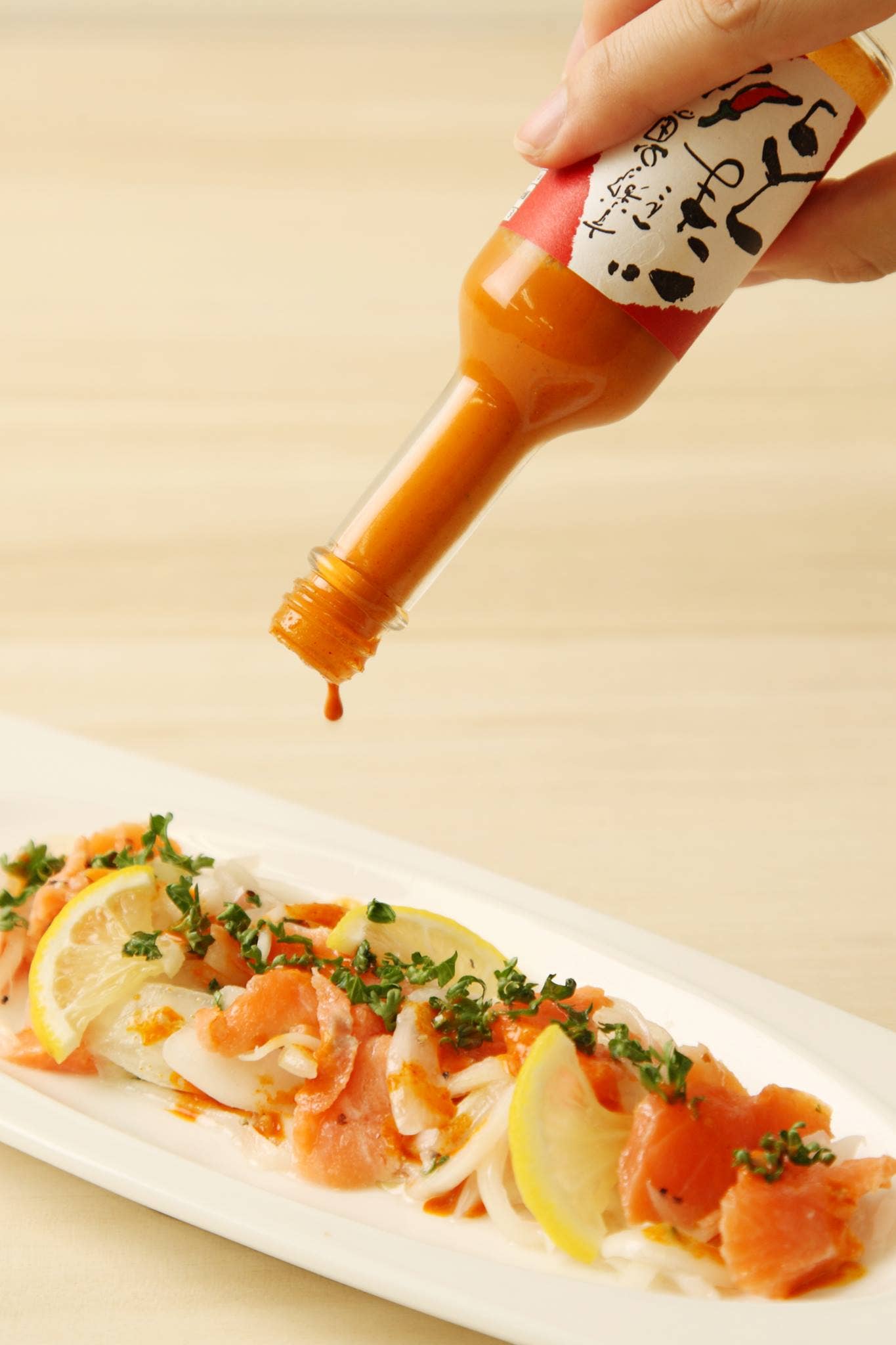 Japan Artisans - Wholesale Hot Sauce - Henko-Sesame hot sauce with takanotsume peppers 60g16