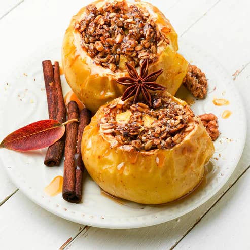 16oz. Cinnamon Baked Apple Candle Fragrance Oil for wholesale by General Wax - Candle Making Supplies