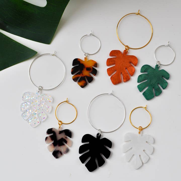 Monstera Leaf Hoops for engroshandel hos Jess Adams Design