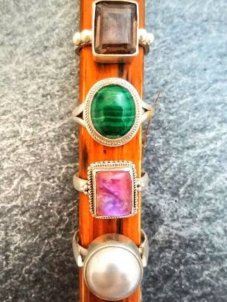 Anelli assortiti in argento sterling fatti a mano con pietre preziose - $20 per la vendita all'ingrosso da parte di Ganesh Himal Trading