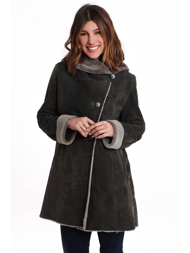 Grey DANKO 19000 Abrigo mujer piel cordero 100%. Alta Calidad. de venta al por mayor en Faire