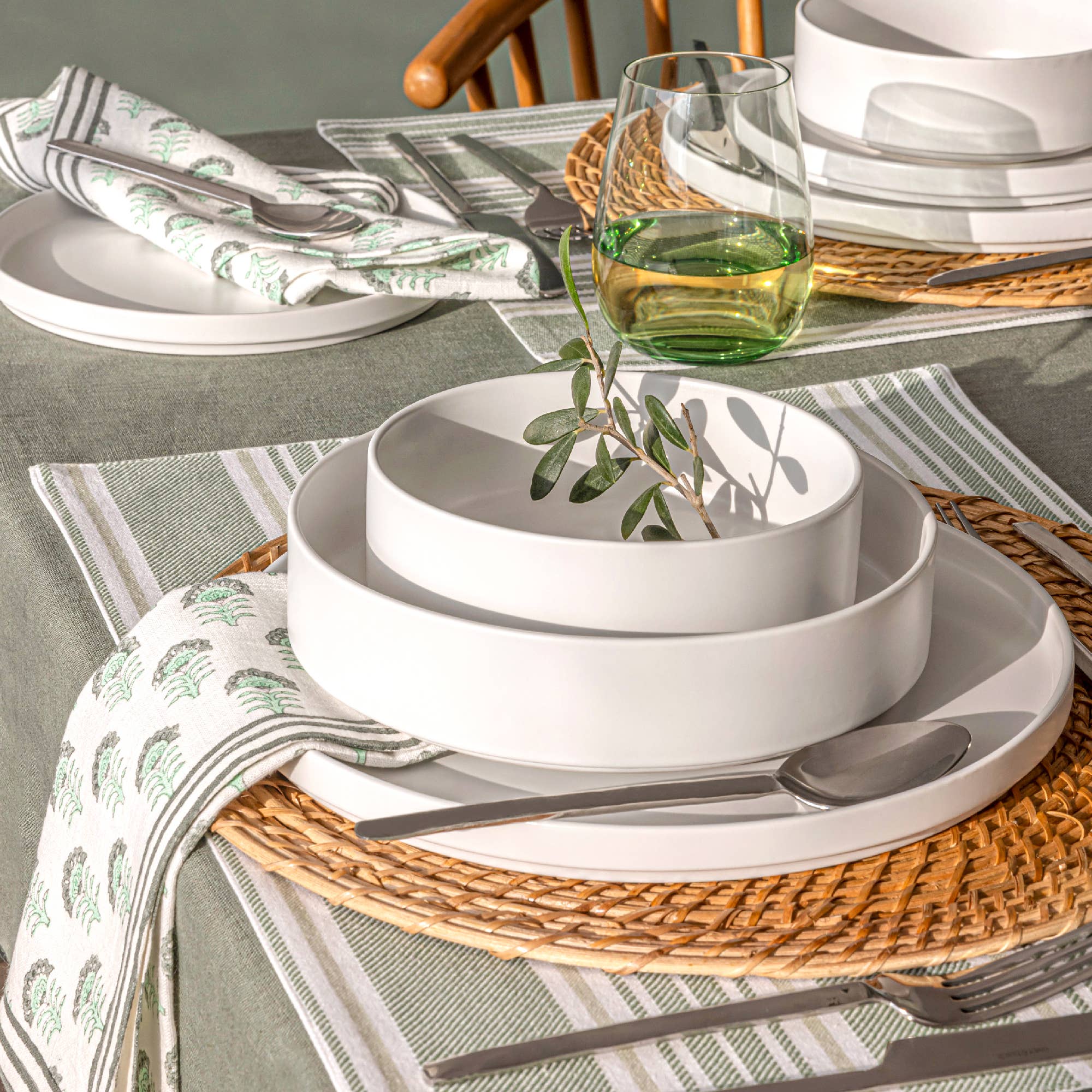 over&back - Wholesale Dinner & Cloth Napkin - Artisan Hand-Blocked Cloth Napkins – 100% Cotton – Set of 4 24