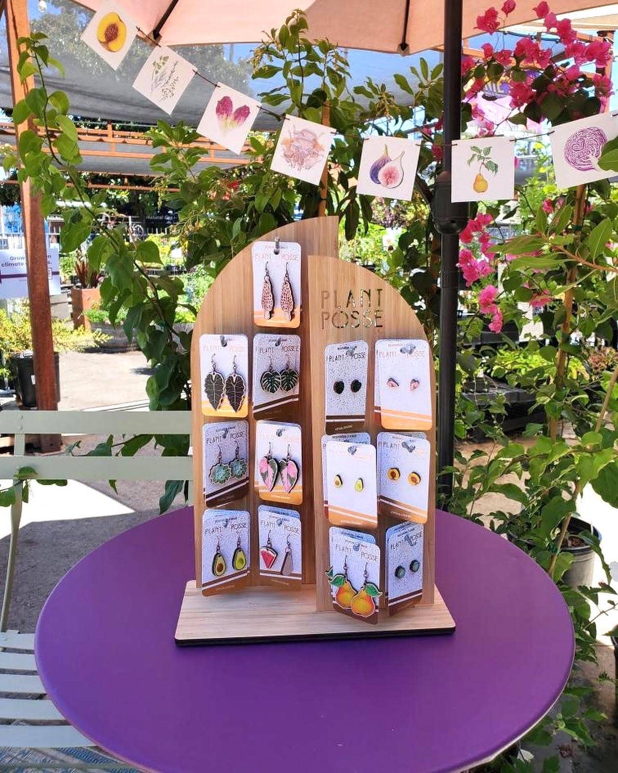 Plant Posse – wholesale Banner – Produce Prayer Flag6