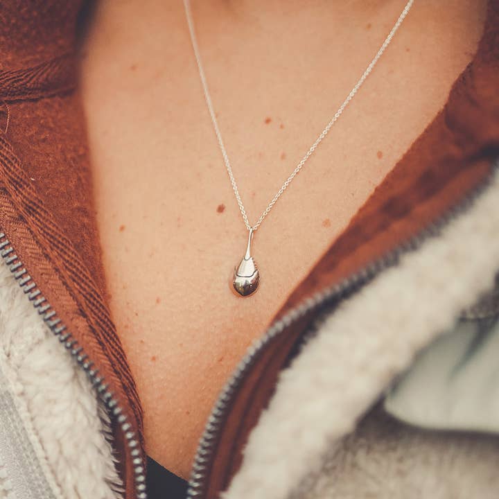 Cape Clasp – Engroshandel Halskæde med vedhæng – Hestesko krabbe halskæde - Ocean Jewelry - Cape Lås5