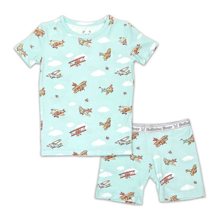 Ensemble short pour enfants en bambou Vintage Airplanes pour la vente par Bellabu Bear