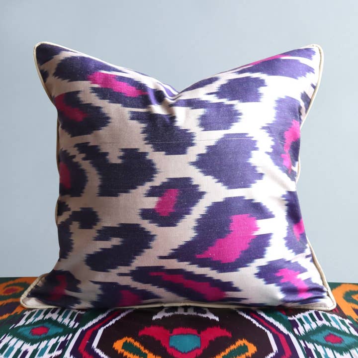 Cushion Cover Double Face Silk Ikat 40x40cm DS049 for wholesale by MIASETA