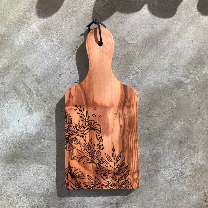 Engraved Olive Wood Cheese Board - Ginkgo Filigree/Botanical for wholesale by Blu Crescent Engraving