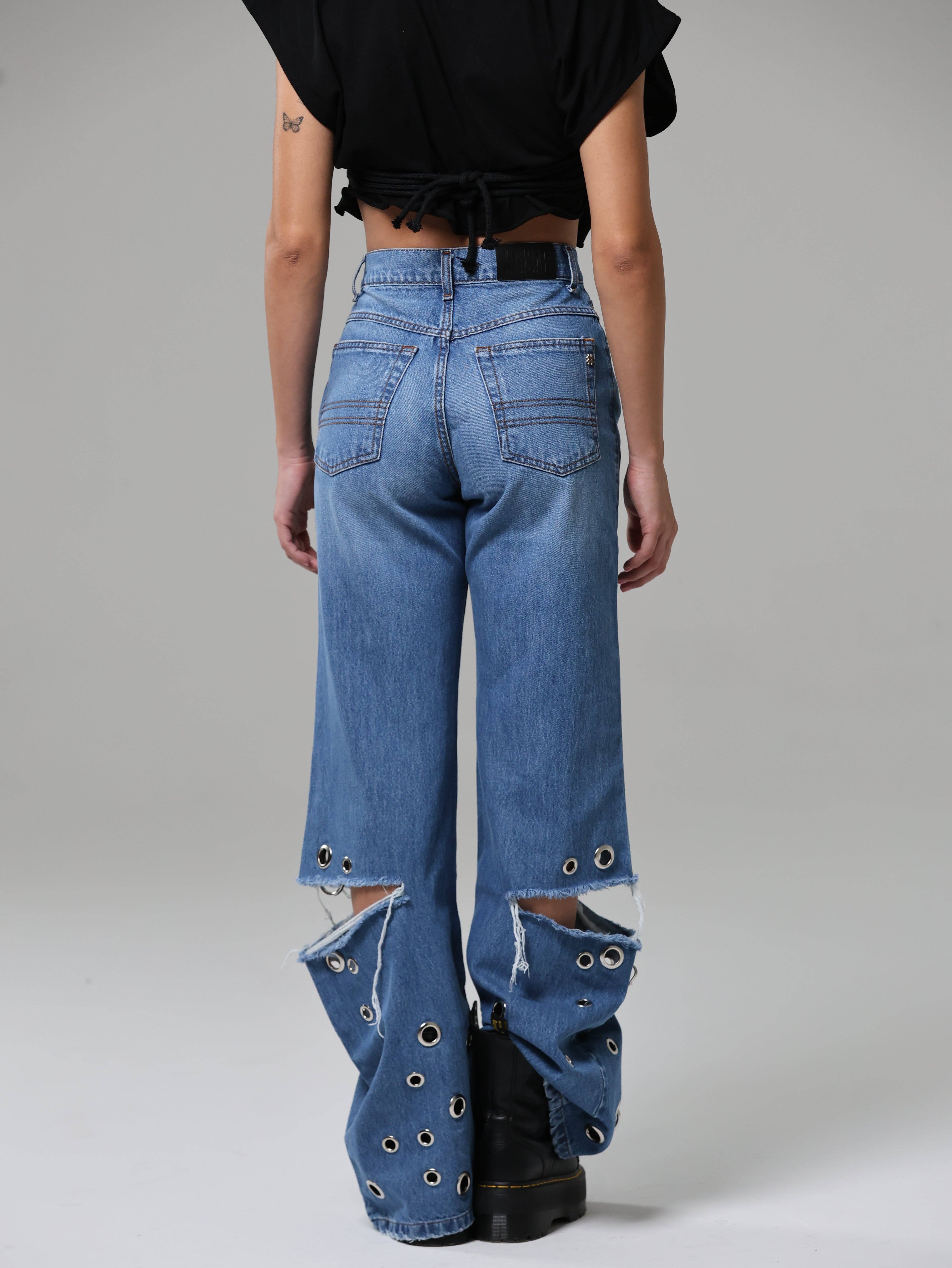 GiSar - Vente Jean – femme - DYNAMO10