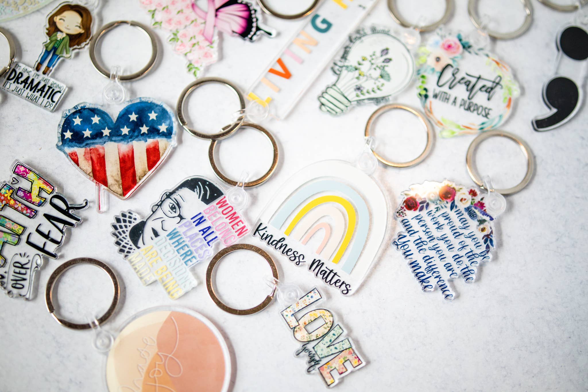 Savannah and James Co - Venta al por mayor Llavero - Mujer - Creado con un propósito, llavero floral3