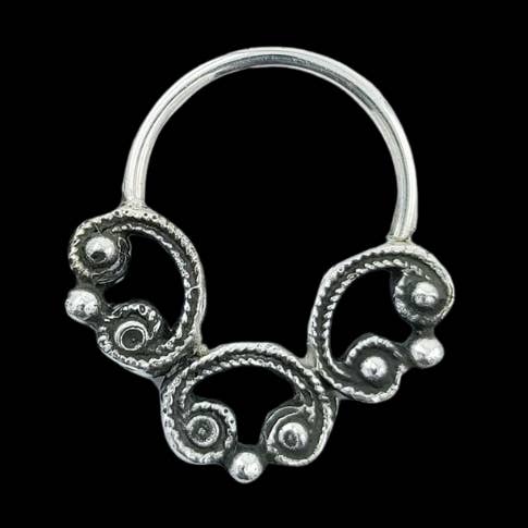 Ornamenterad Coco-inspirerad septumpiercing för wholesale av Inchoo bijoux inc
