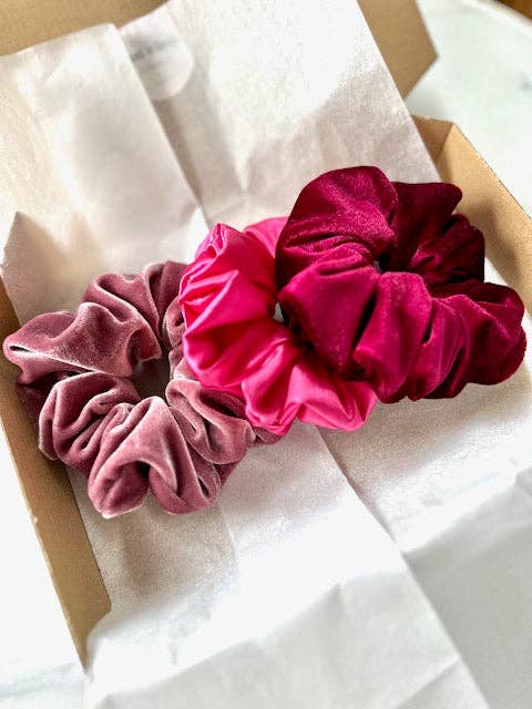 Barbie Scrunchie Set for wholesale by What a bun!