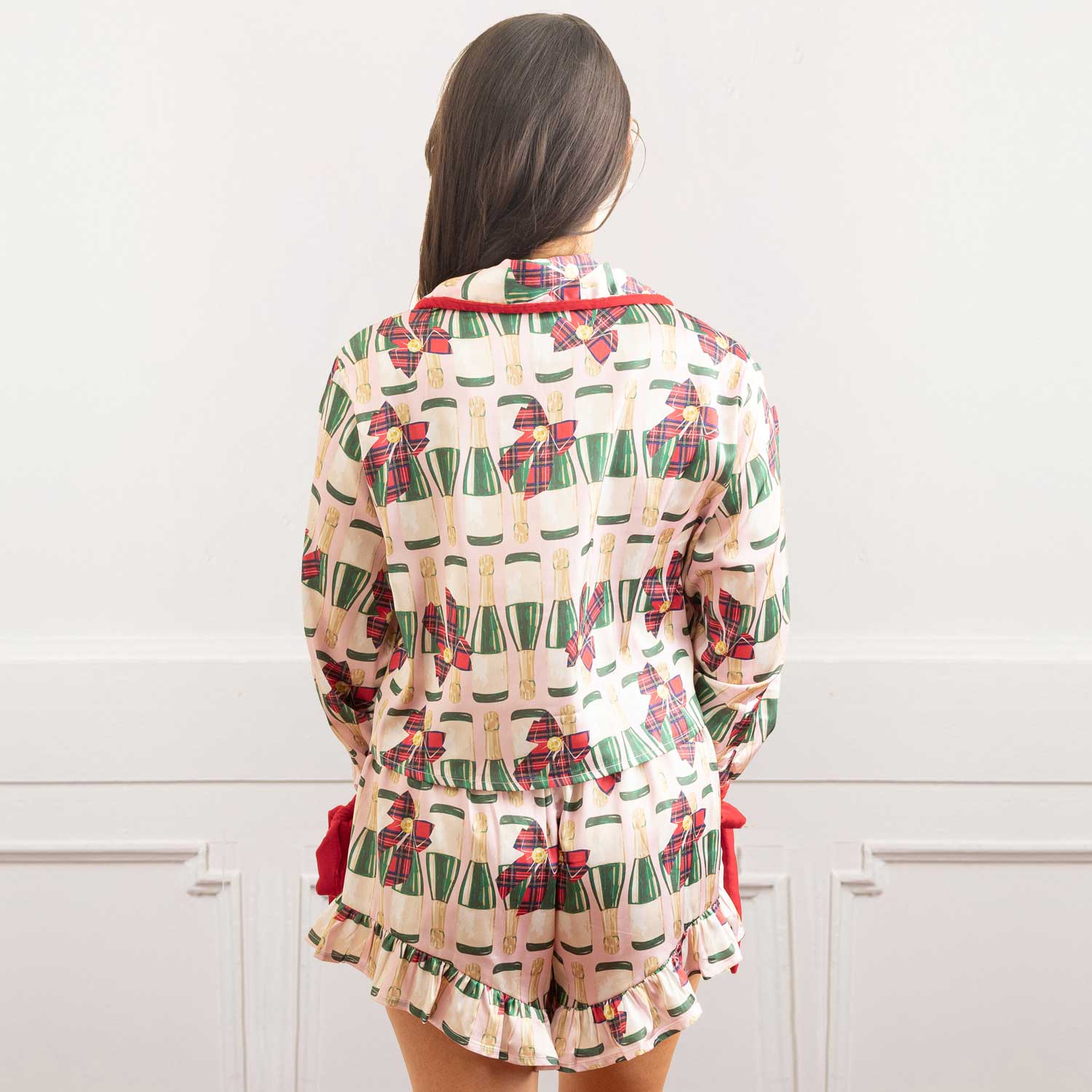 8 Oak Lane - Wholesale Pyjamaset - Dames - Fizz the Season Satijnen Ruffle Korte PJ Set1