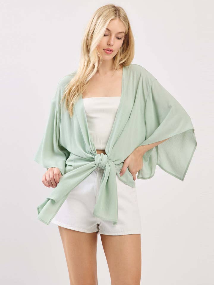 Cardigan Kimono Court à Nœud Solide - NC16437C6 pour la vente par Final Touch