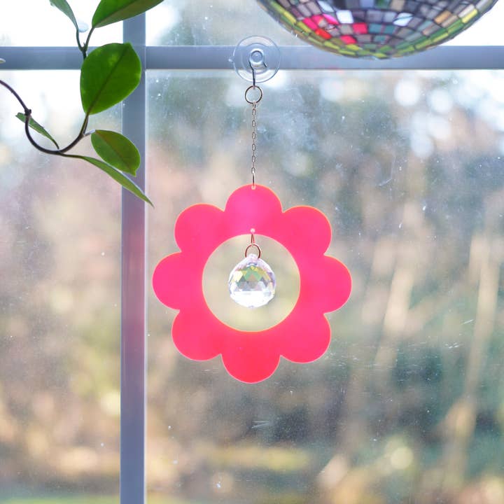Hustle Home Décor - Wholesale Suncatcher - Retro Flower Sun Catcher4
