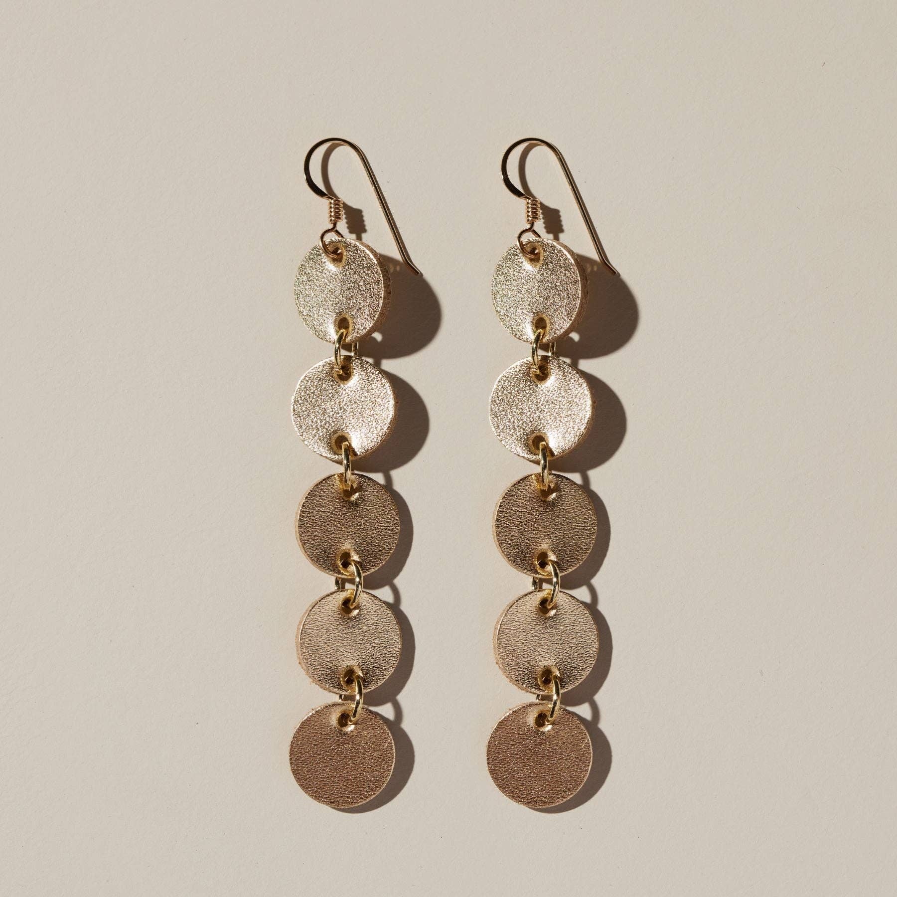Nickel and Suede - Wholesale Dangle earrings - Gold Satin Sylvie