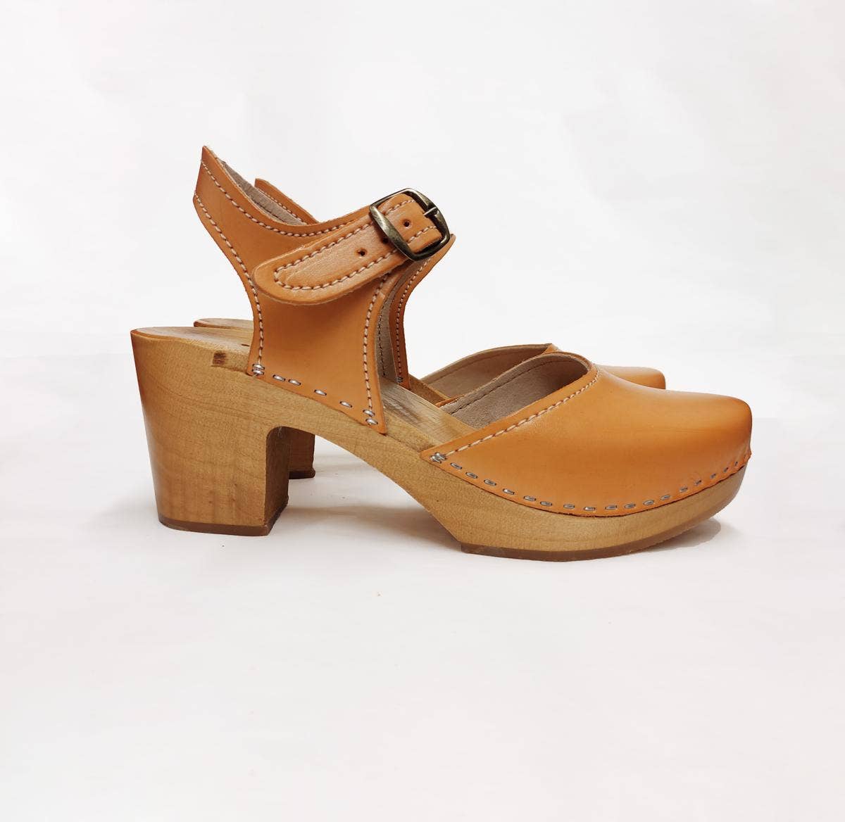 BJORK MARGARETA Swedish Wood Clog Sandals in Oiled Leather - Walmart.com