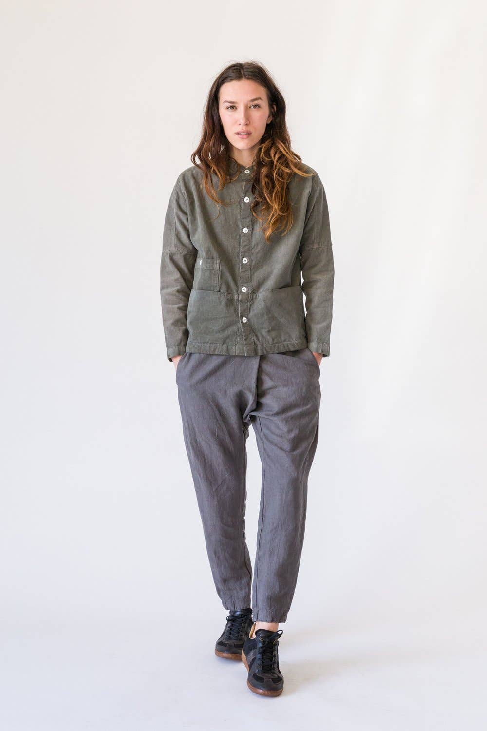 Seeker – Großhandel Mantel - Damen – Raj Cordmantel aus Hanf-Baumwollmischung5