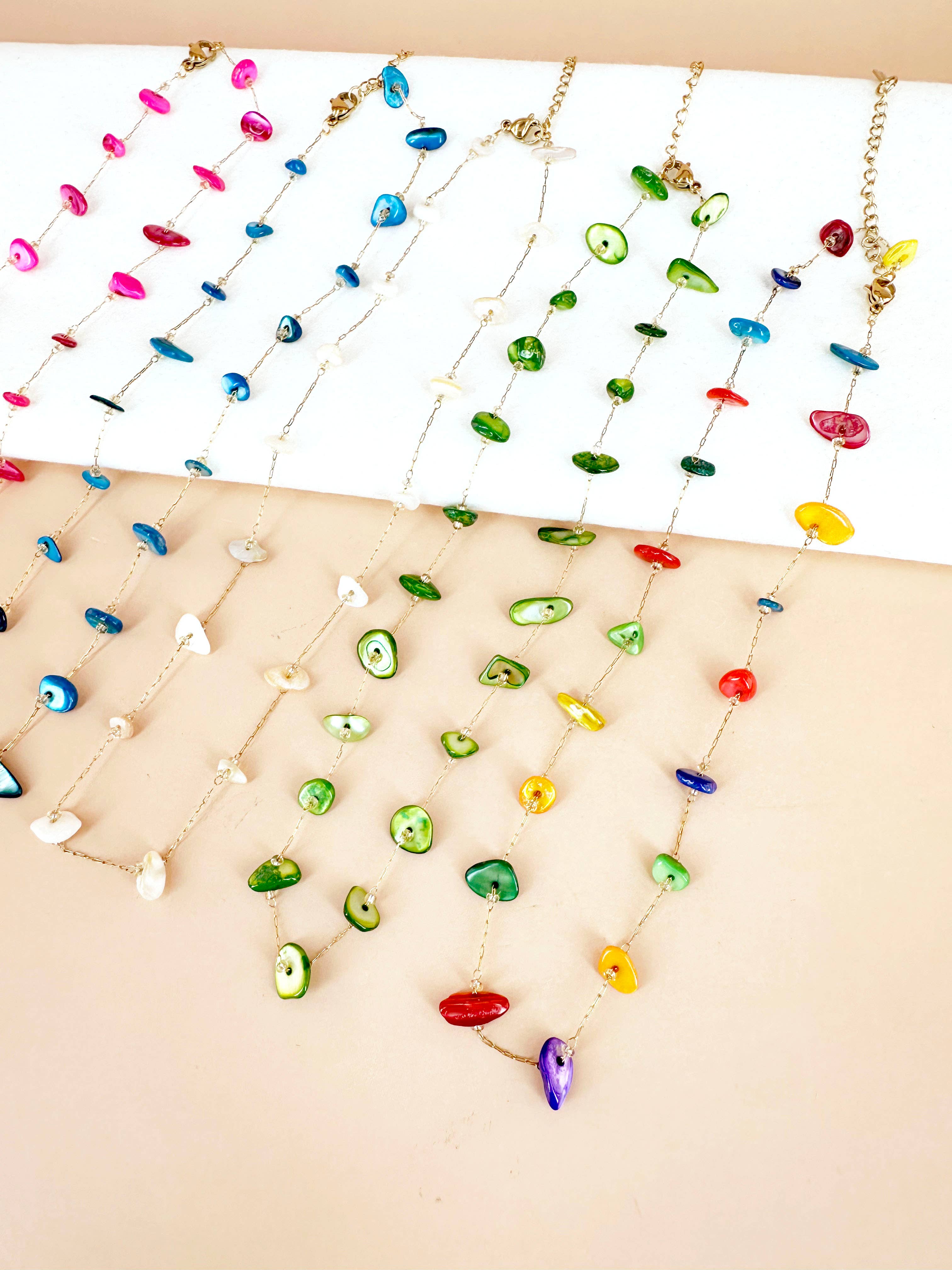 D Bijoux - Wholesale Pendant/Charm Necklace - Mother-of-pearl bead chain necklace7