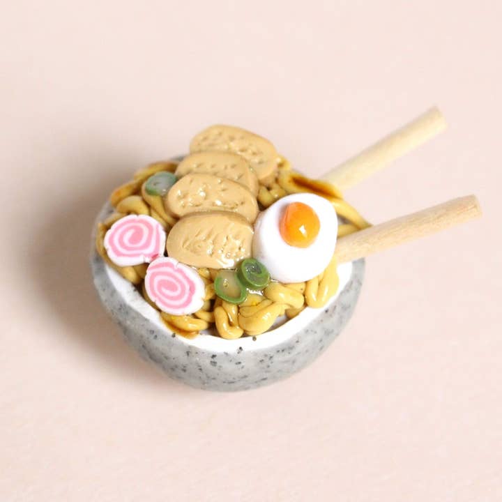 Ramen Noodle Magnet med Stone Skål for engroshandel hos The Magnet Maiden