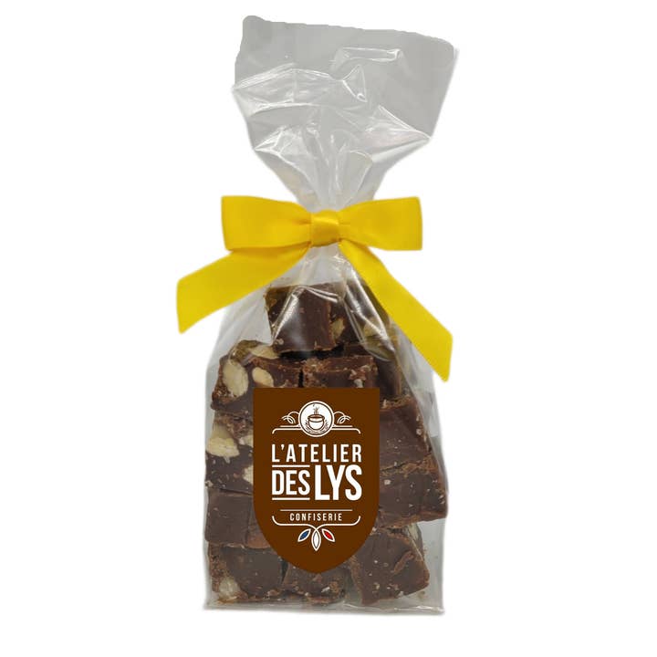 Caramel fondant au beurre salé, CHOCOLAT + AMANDES - Pâques pour la vente par L'Atelier des Lys