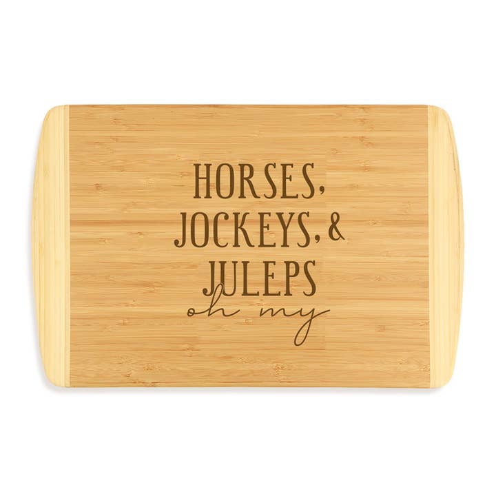 Planche à découper bicolore Horses, Jockeys & Juleps pour la vente par Viv&Lou