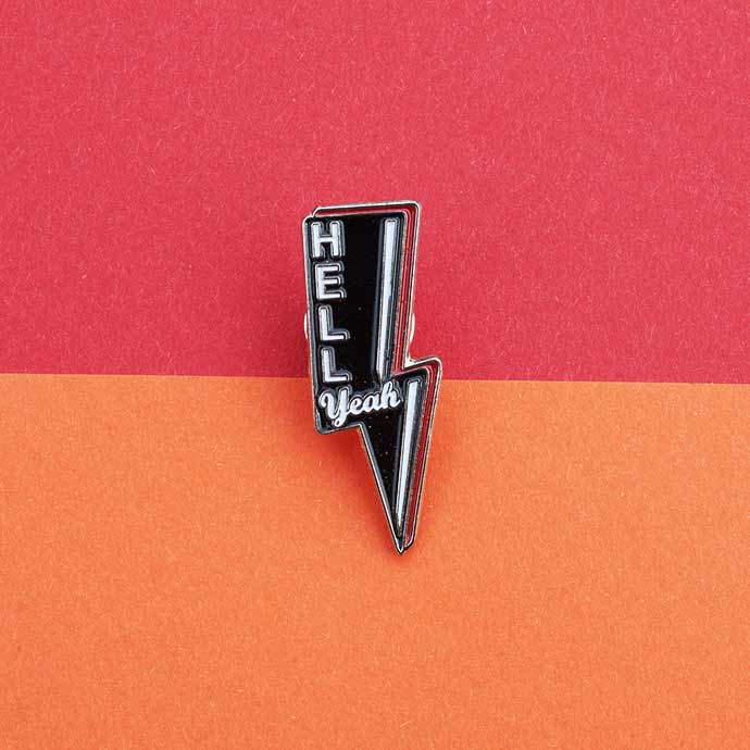 Pin'S “Lightning Hell Yeah” for wholesale by Poulettes Sisters