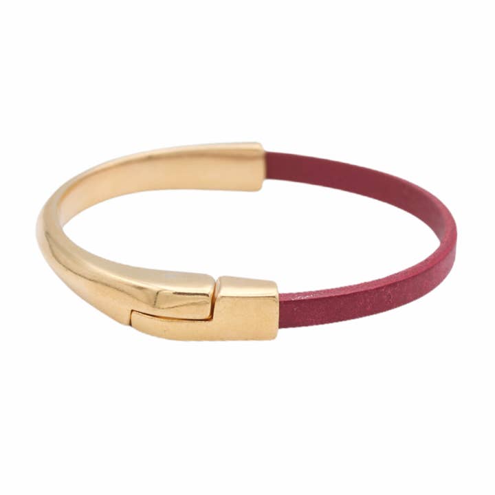 Araracuara - Wholesale Bangle Bracelet - AMACAYACÚ leather bracelet (gold) with magnetic clasp14
