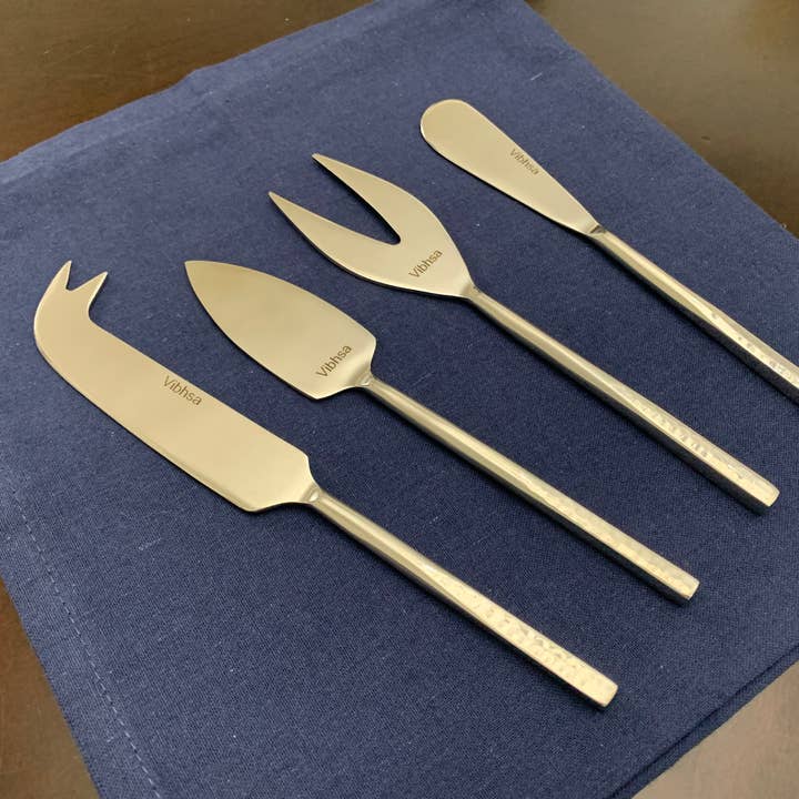 Set di 4 coltelli da formaggio in acciaio inossidabile Silver per la vendita all'ingrosso da parte di Vibhsa
