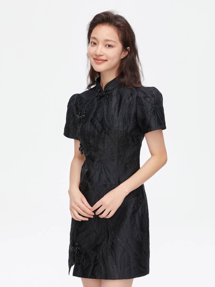 Urlazh – wholesale Dress – Women's – Elegant Starlight Cheongsam3