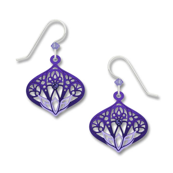 Tanzanite et fil mauresque violet pour la vente par Left Hand Studios