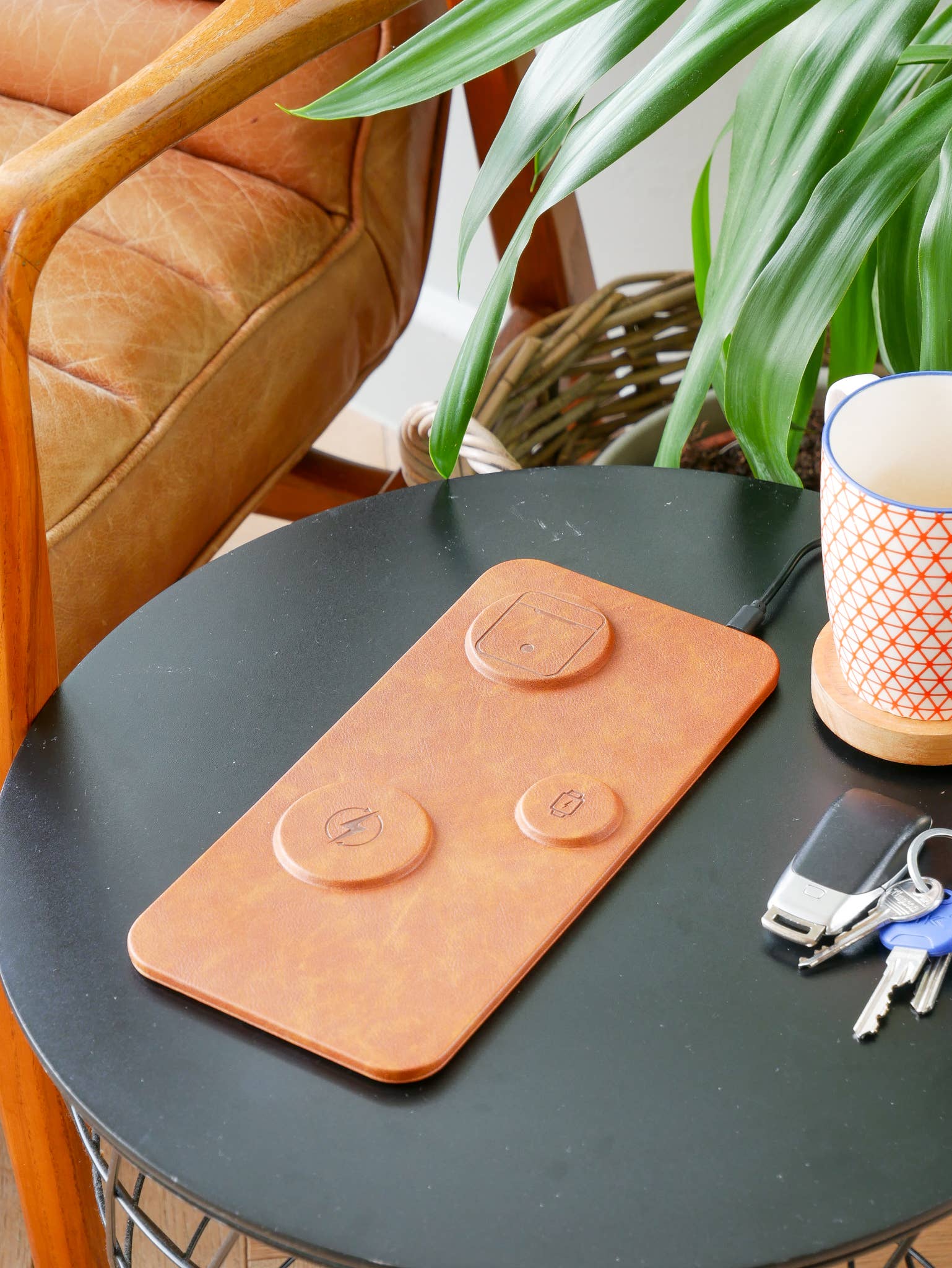 Steepletone UK Ltd - Vente Station de charge - Station de charge sans fil 3 en 1 en cuir PU6